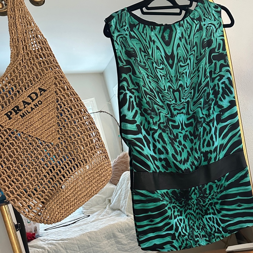 Guess by Marciano SEXY Green and Black Chic Mini Dress